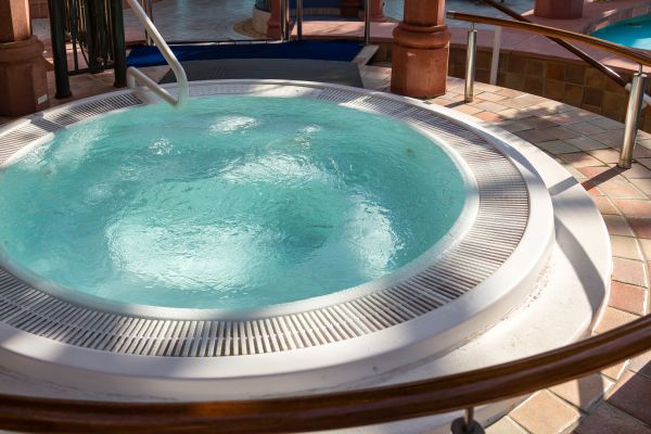 Cost of Hot Tub Patio Construction in Bellevue